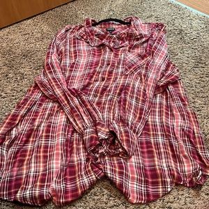NWOT Torrid size 5 flannel blouse